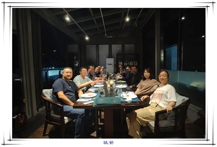 熱烈歡迎阿瑪尼領(lǐng)導(dǎo)來正遠蒞臨指導(dǎo)(圖5)